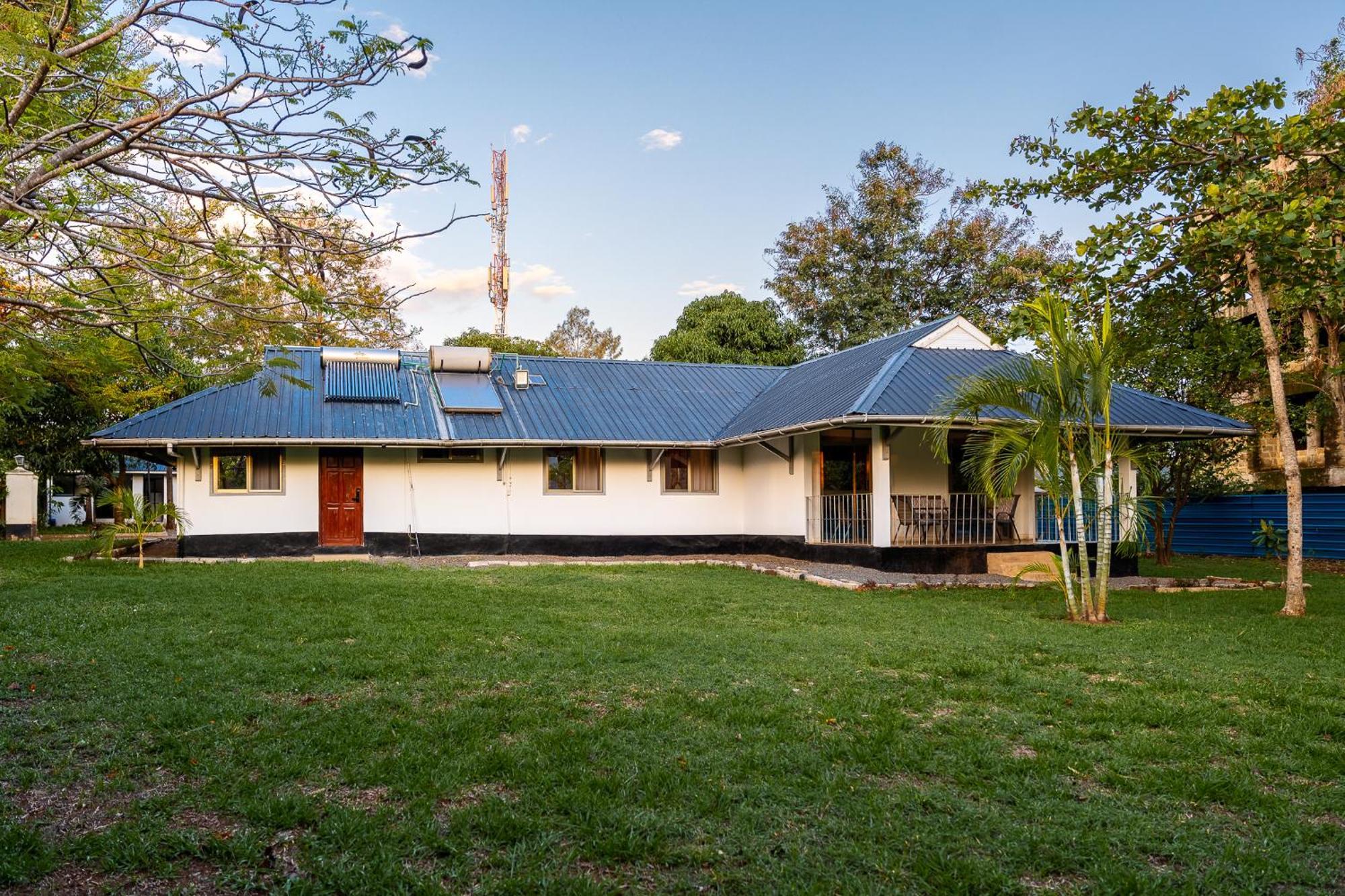 Harry'S Kisumu Oasis Aparthotel Exterior photo